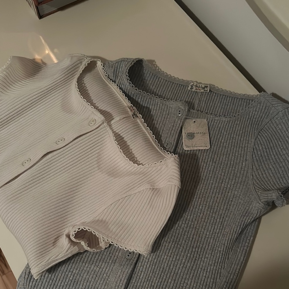 Free People Bundle - Gray & Cream Ribbed Button Up Top